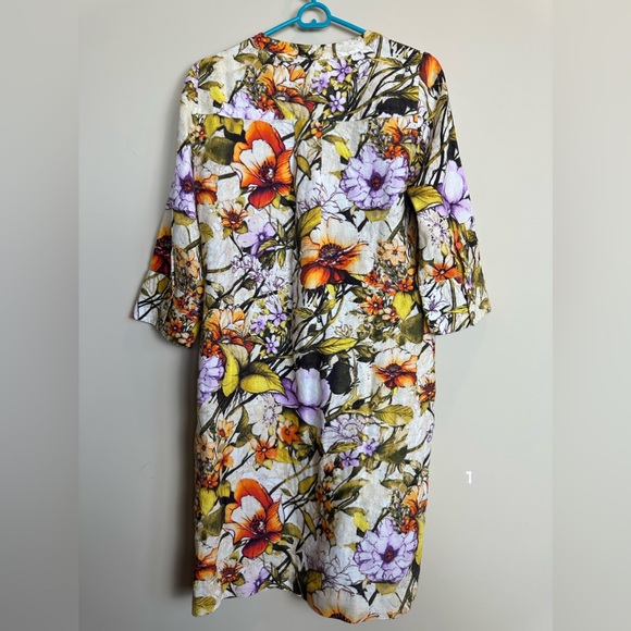 Chicos floral patterned v-neck dress in size 00 - Picture 6 of 10